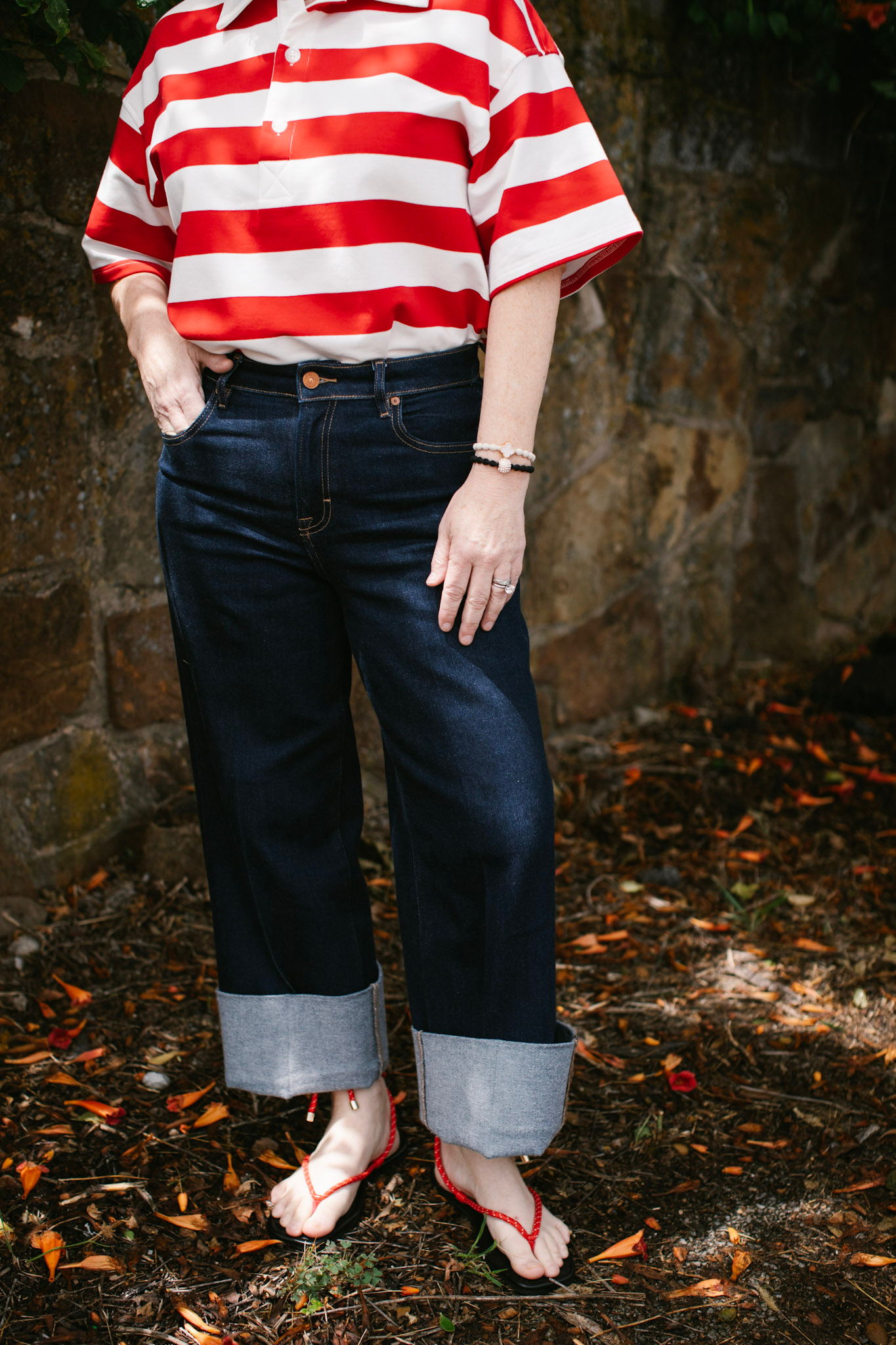 NORI Dark Hidden Jeans