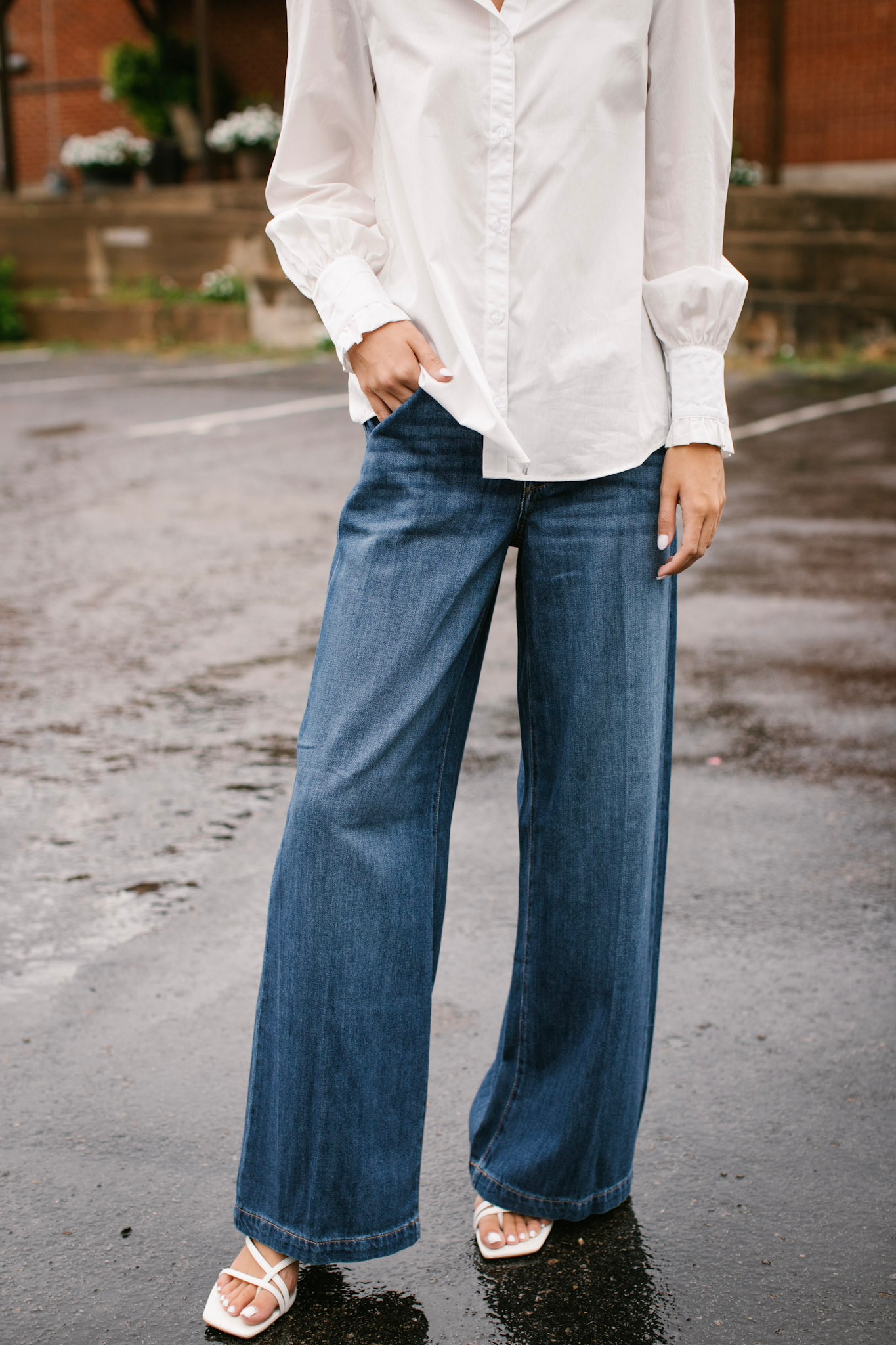 NORI Dark Super Wide Leg Jeans