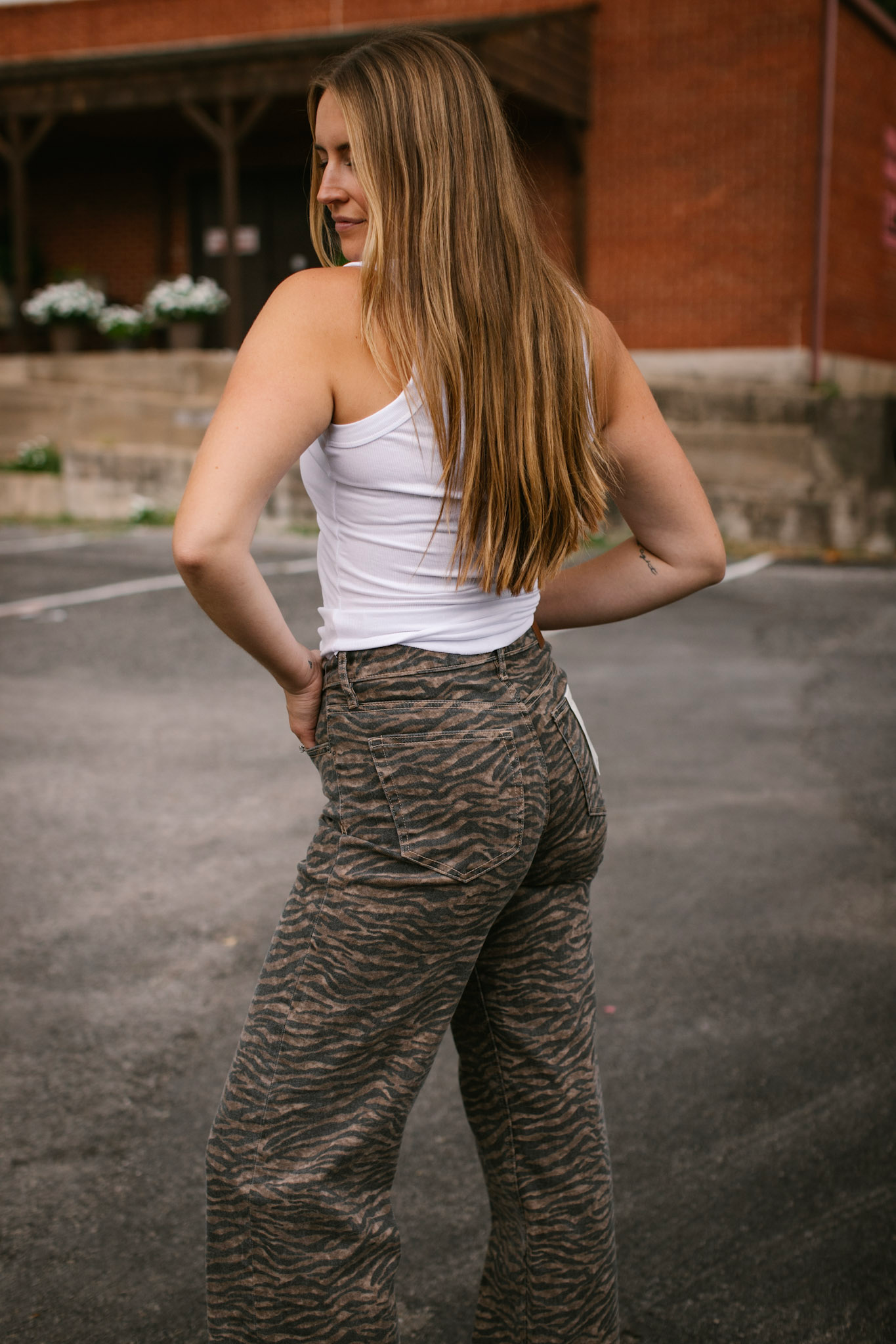 Logan Hidden Tiger Jeans