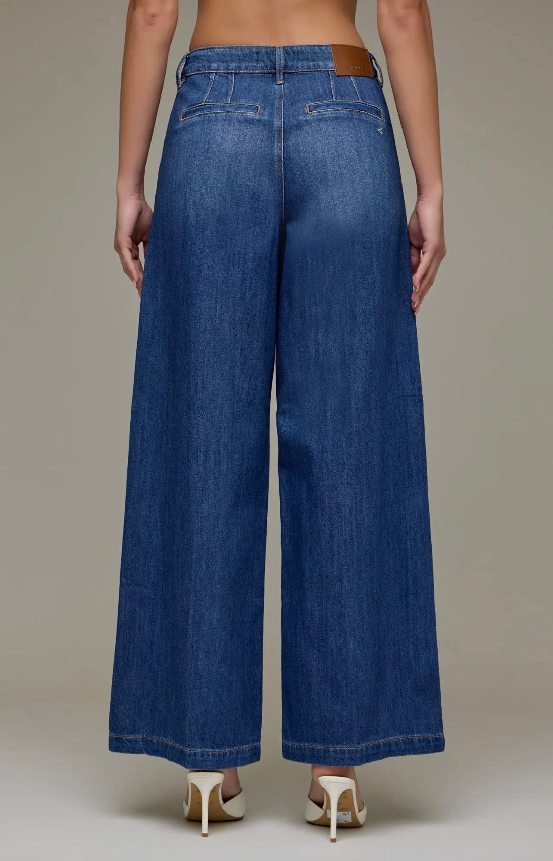 NORI Dark Super Wide Leg Jeans
